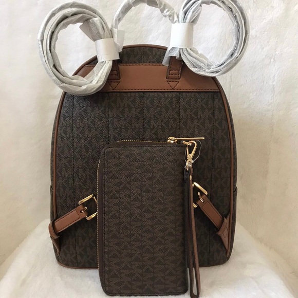 NWT! Michael Kors backpack and wallet - Picture 6 of 10